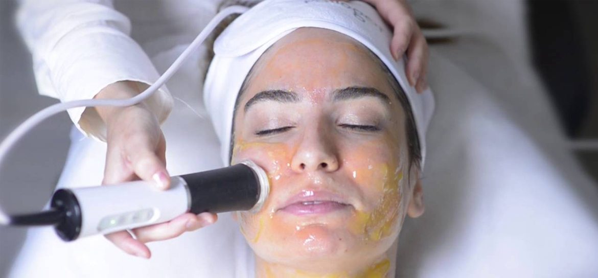 Hydrating and Oxygenating Facial